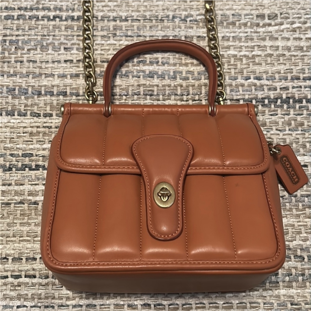 🎉HOST PICK🎉 Selling a Coach Willis purse/w dust bag - Picture 3 of 8
